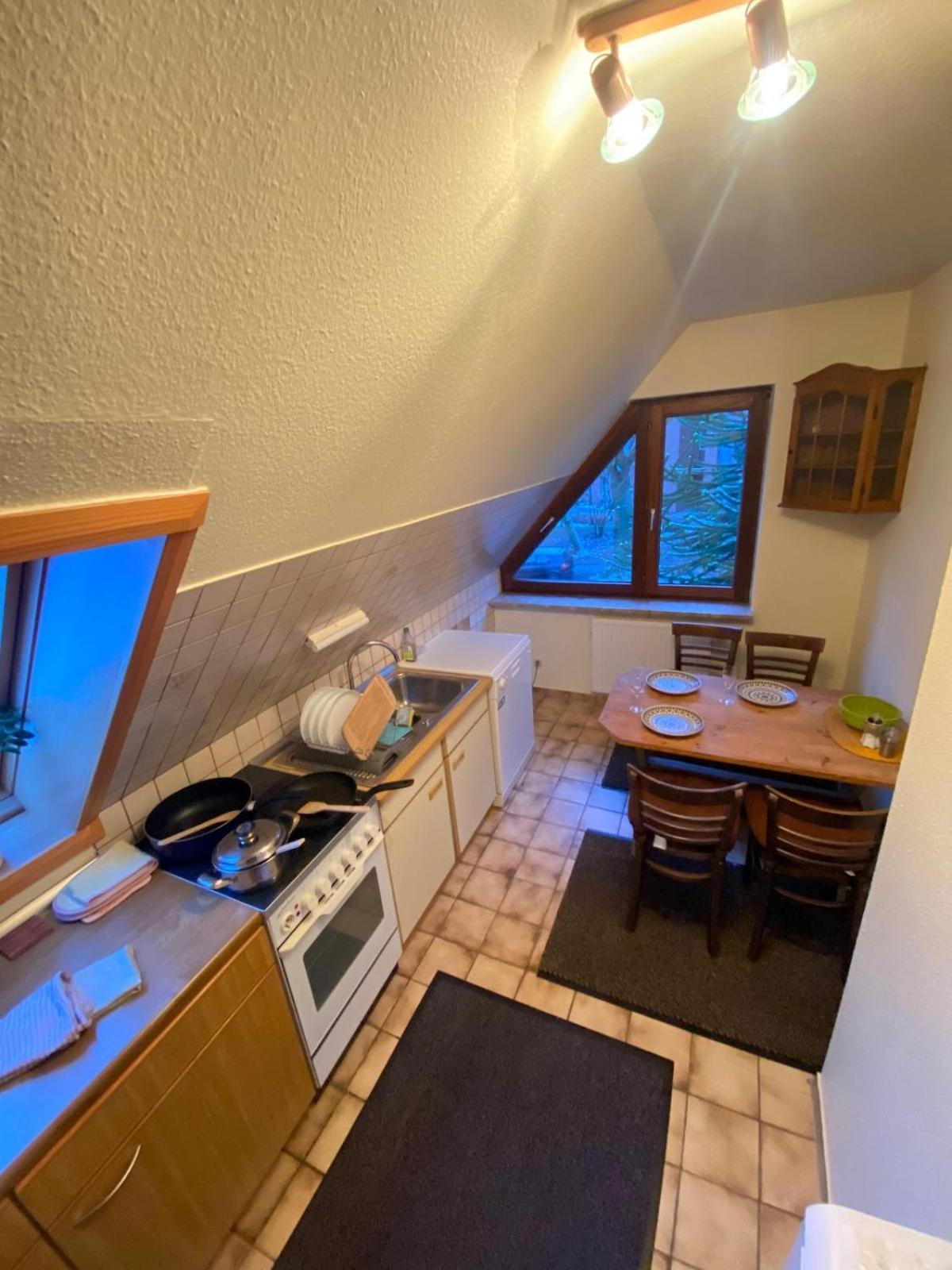 Gartenblick-Oase: Obergeschosswohnung In Hamburg Ngoại thất bức ảnh